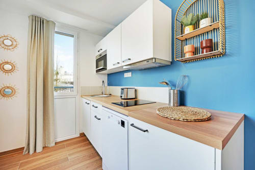 découvrez un appartement chic à vanves, alliant élégance et confort moderne, idéalement situé à proximité de paris et de toutes les commodités.