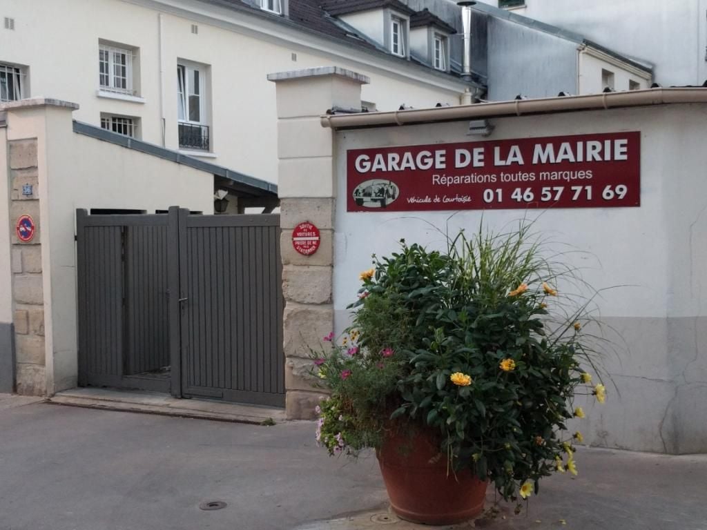 obtenez une estimation précise du budget pour la construction ou la rénovation de votre garage à châtillon. comparez les prix, découvrez les conseils d’experts et trouvez le meilleur rapport qualité-prix pour votre projet de garage.