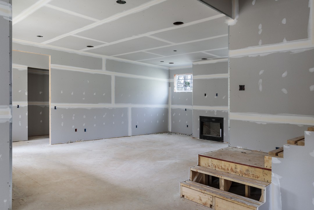 découvrez tout ce qu'il faut savoir sur le coût du placo pour vos travaux de rénovation : prix au m², conseils pour estimer votre budget, facteurs influençant le tarif et astuces pour économiser.
