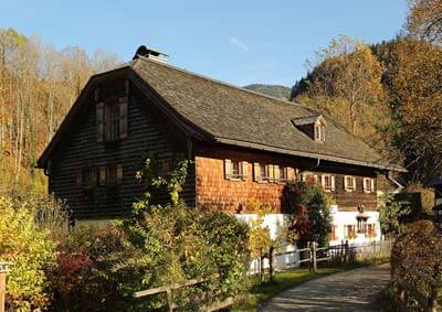 découvrez les éléments clés qui influencent le coût de rénovation d’une ferme, des budgets à prévoir, aux astuces pour optimiser vos travaux et réussir votre projet de rénovation agricole.