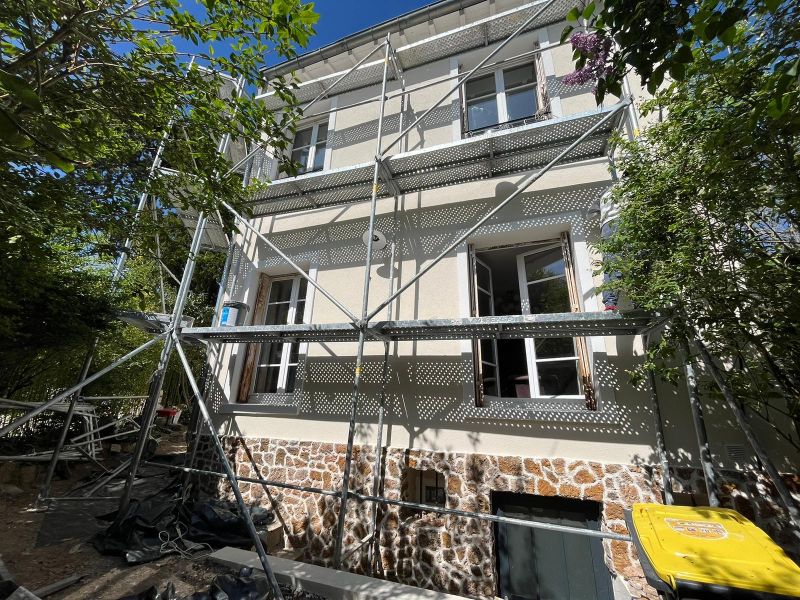 obtenez rapidement un devis personnalisé pour vos travaux de rénovation à garches. comparez les offres des professionnels qualifiés et réalisez votre projet en toute sérénité.