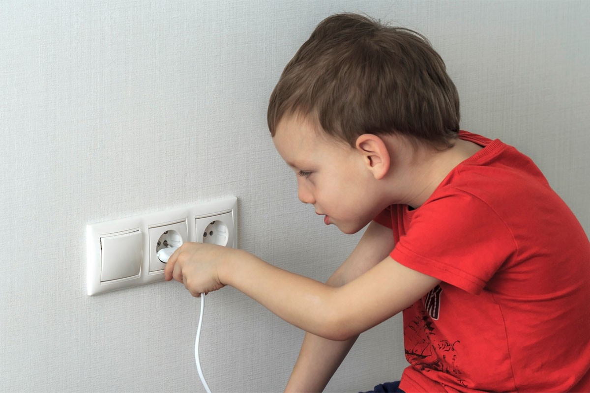 assurez la sécurité de votre maison grâce à nos solutions d’électricité sécurisée. profitez d’une installation fiable, conforme aux normes et adaptée à vos besoins pour éviter tout risque électrique.