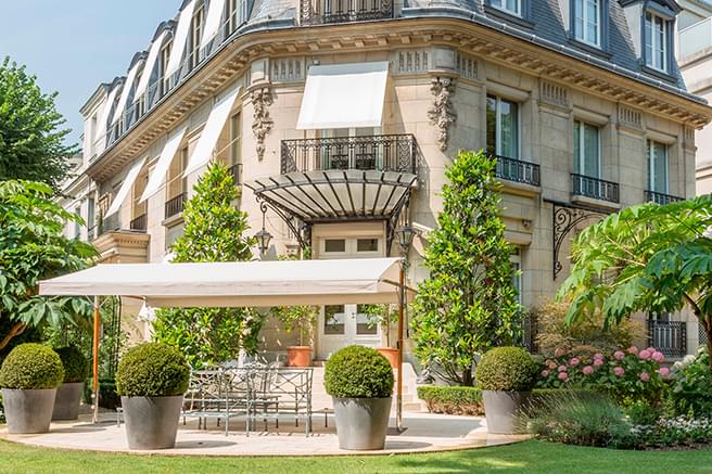 découvrez comment paris se réinvente à travers la métamorphose urbaine : nouveaux espaces publics, projets architecturaux innovants et initiatives écologiques pour une ville plus moderne et durable.