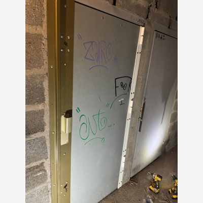 découvrez nos offres de serrurier à suresnes : interventions rapides, tarifs transparents et service de qualité pour tous vos besoins en dépannage, installation et ouverture de portes. faites confiance à un professionnel local disponible 24h/24 et 7j/7.