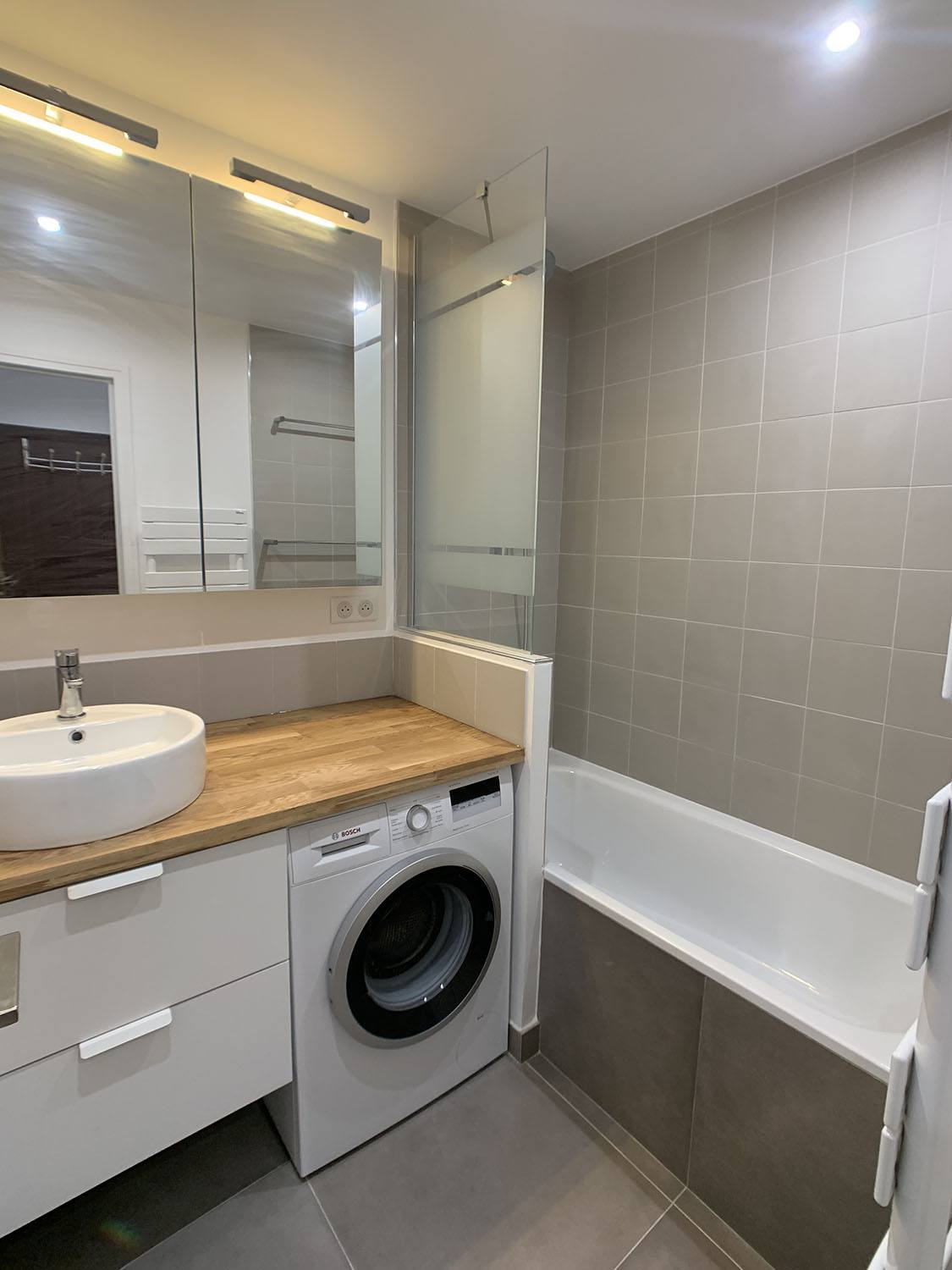 découvrez comment optimiser le budget de rénovation d'un appartement de 50m2 avec nos conseils pratiques et astuces pour économiser sans sacrifier la qualité des travaux.