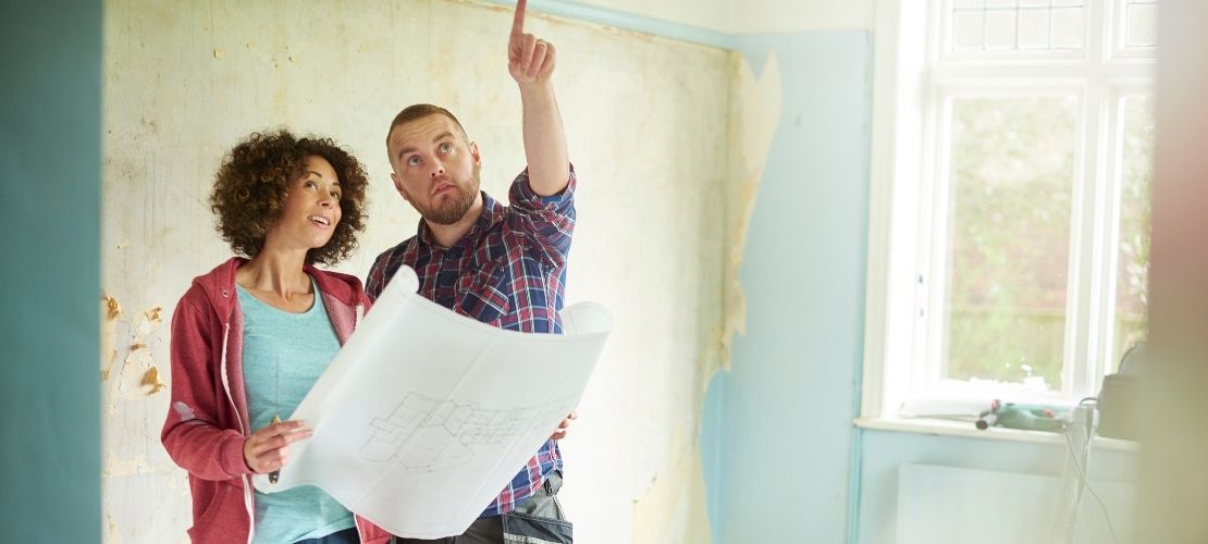 découvrez le prix au mètre carré pour des travaux de rénovation. guide complet des tarifs selon les types de rénovation et conseils pour estimer votre budget en 2024.