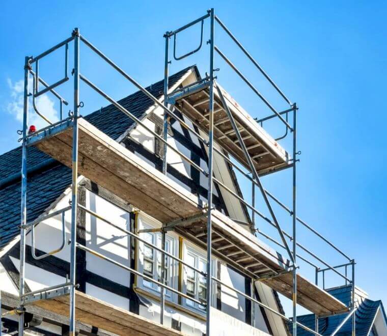 découvrez le prix moyen d’un ravalement de façade pour 100m², les facteurs qui influencent le coût, et nos conseils pour bien estimer votre budget travaux.
