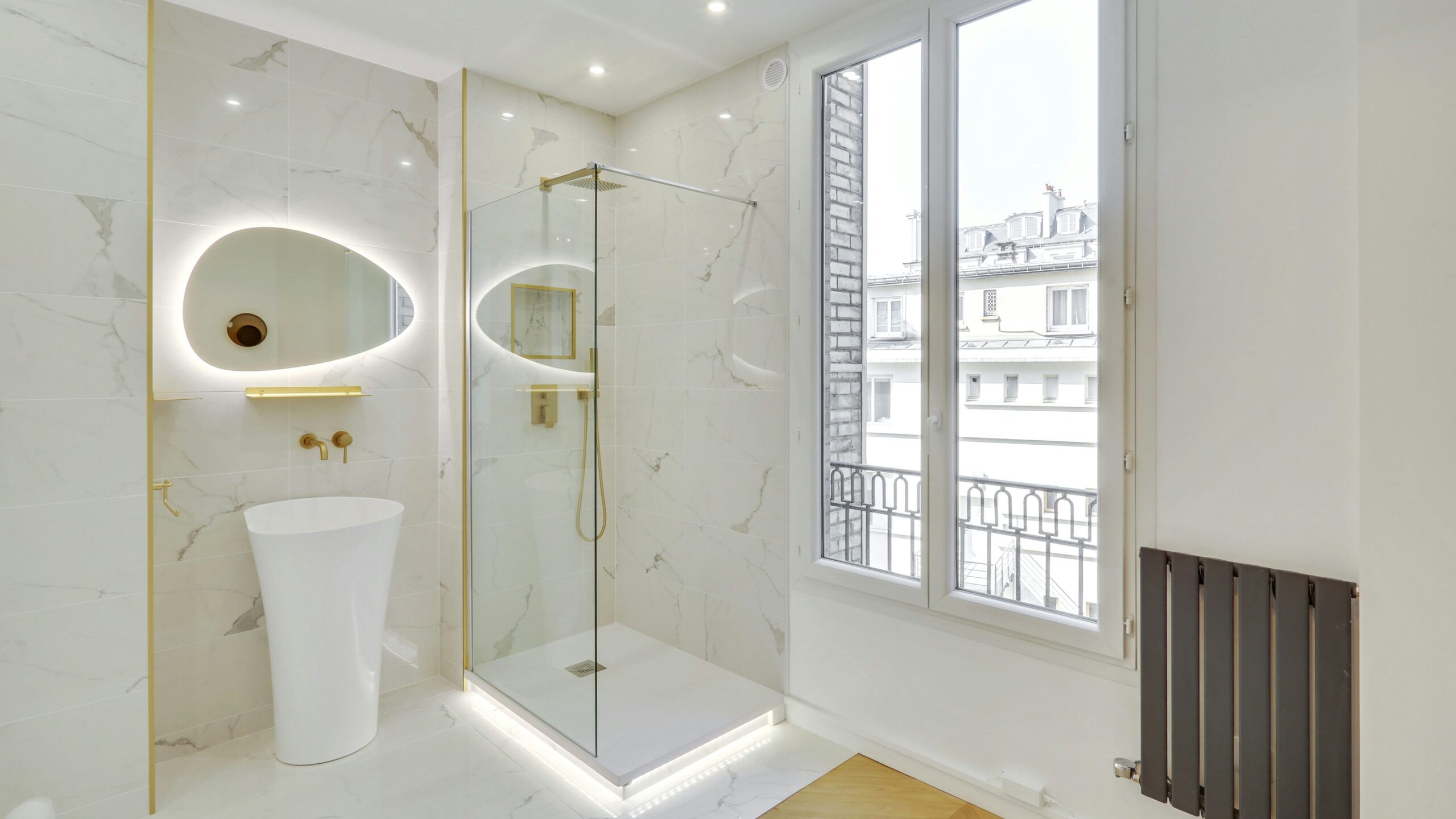 découvrez les prix pour la rénovation de salle de bain à paris : astuces, conseils et fourchettes tarifaires pour estimer votre projet de rénovation selon vos besoins et votre budget.