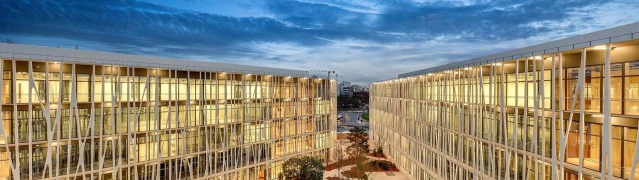 confiez vos projets de rénovation à paris 75001 à des experts qualifiés. profitez d’un accompagnement personnalisé pour transformer votre intérieur ou rénover votre appartement au cœur de la capitale.
