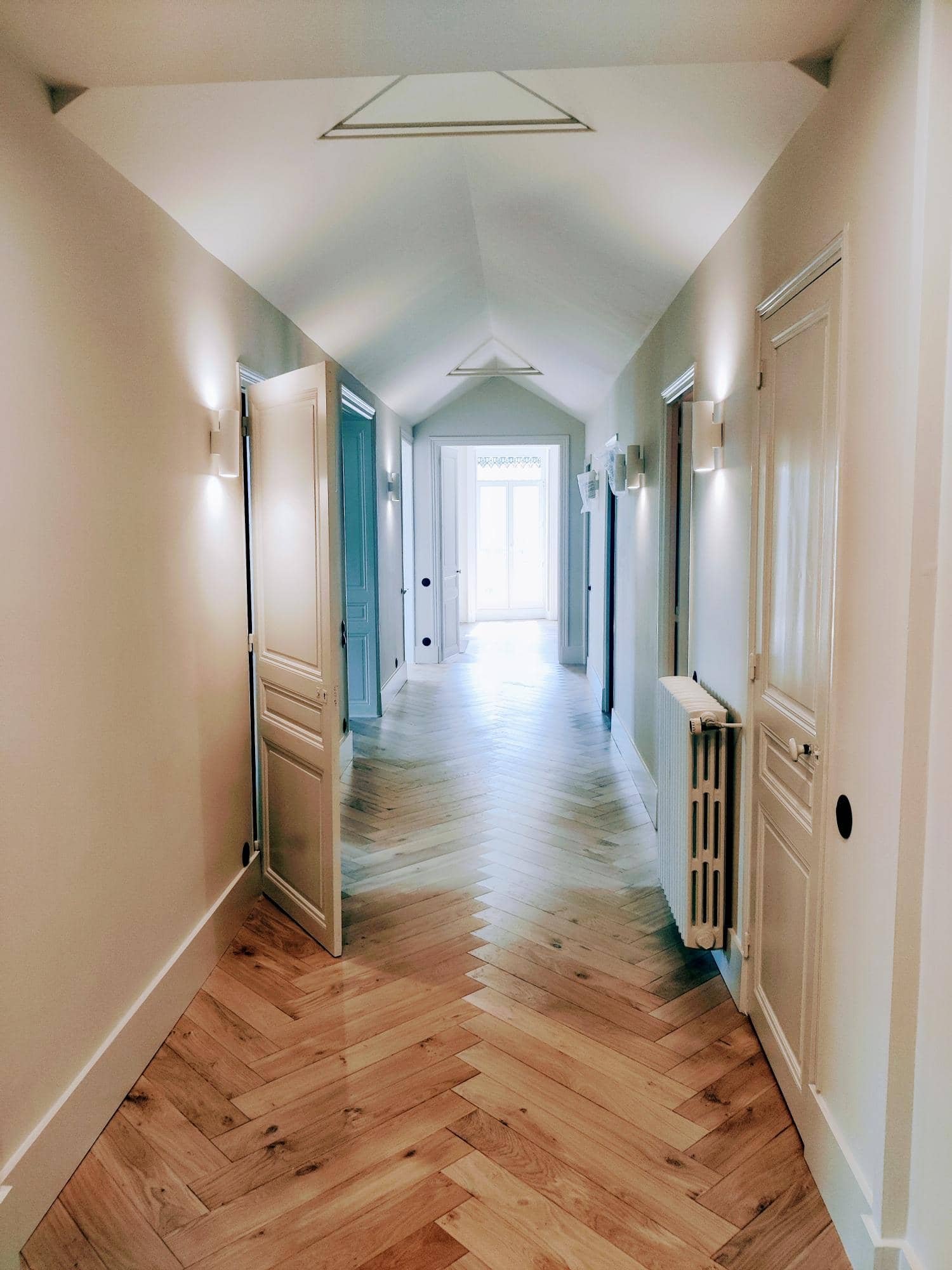 confiez la rénovation de votre appartement ancien à des professionnels qualifiés. redonnez vie à votre intérieur avec des solutions sur-mesure, modernes et adaptées à votre style.