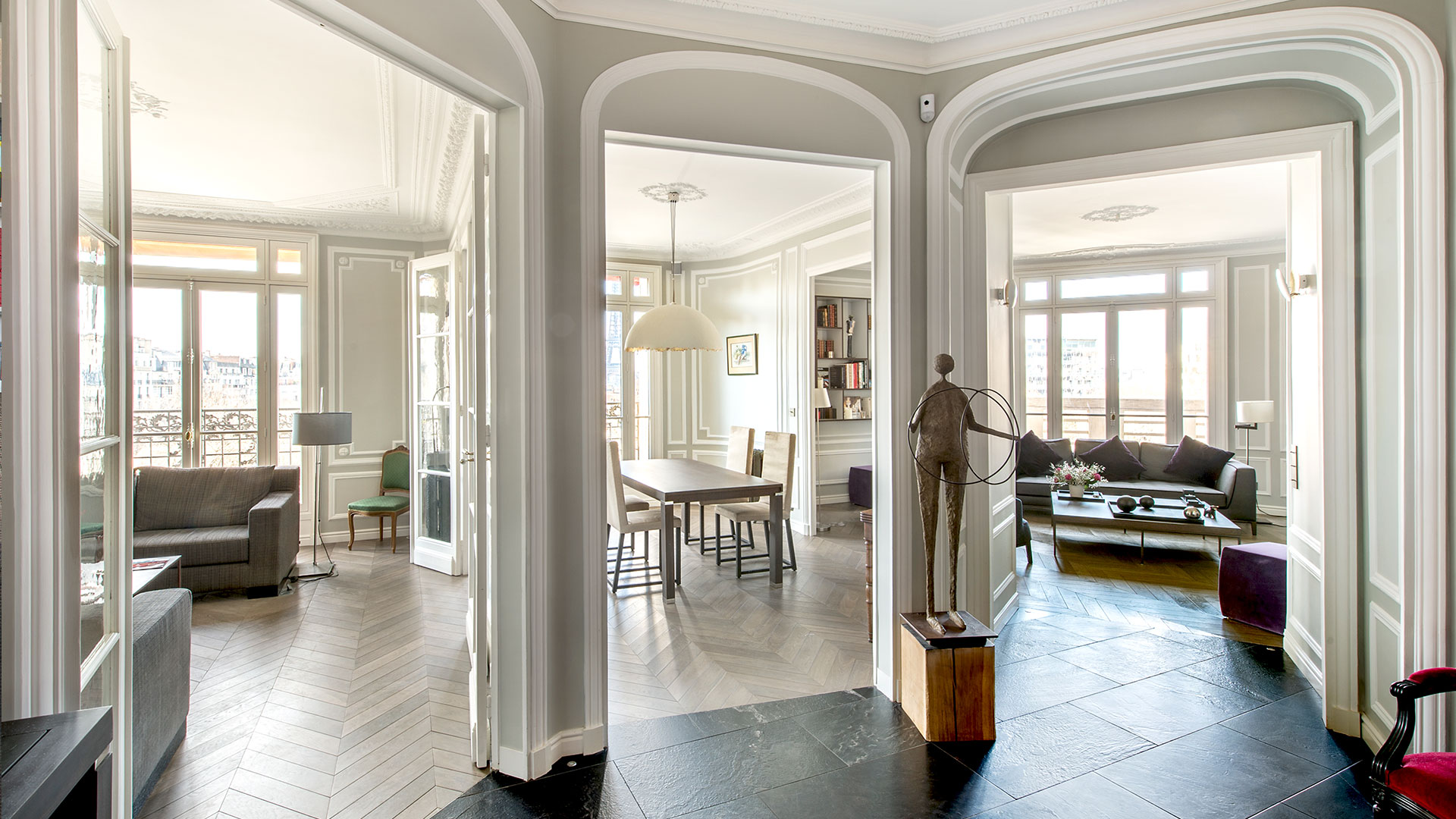 découvrez nos services de rénovation d'appartement à paris : conseils personnalisés, travaux de qualité et accompagnement sur-mesure pour transformer votre intérieur selon vos envies et votre budget.