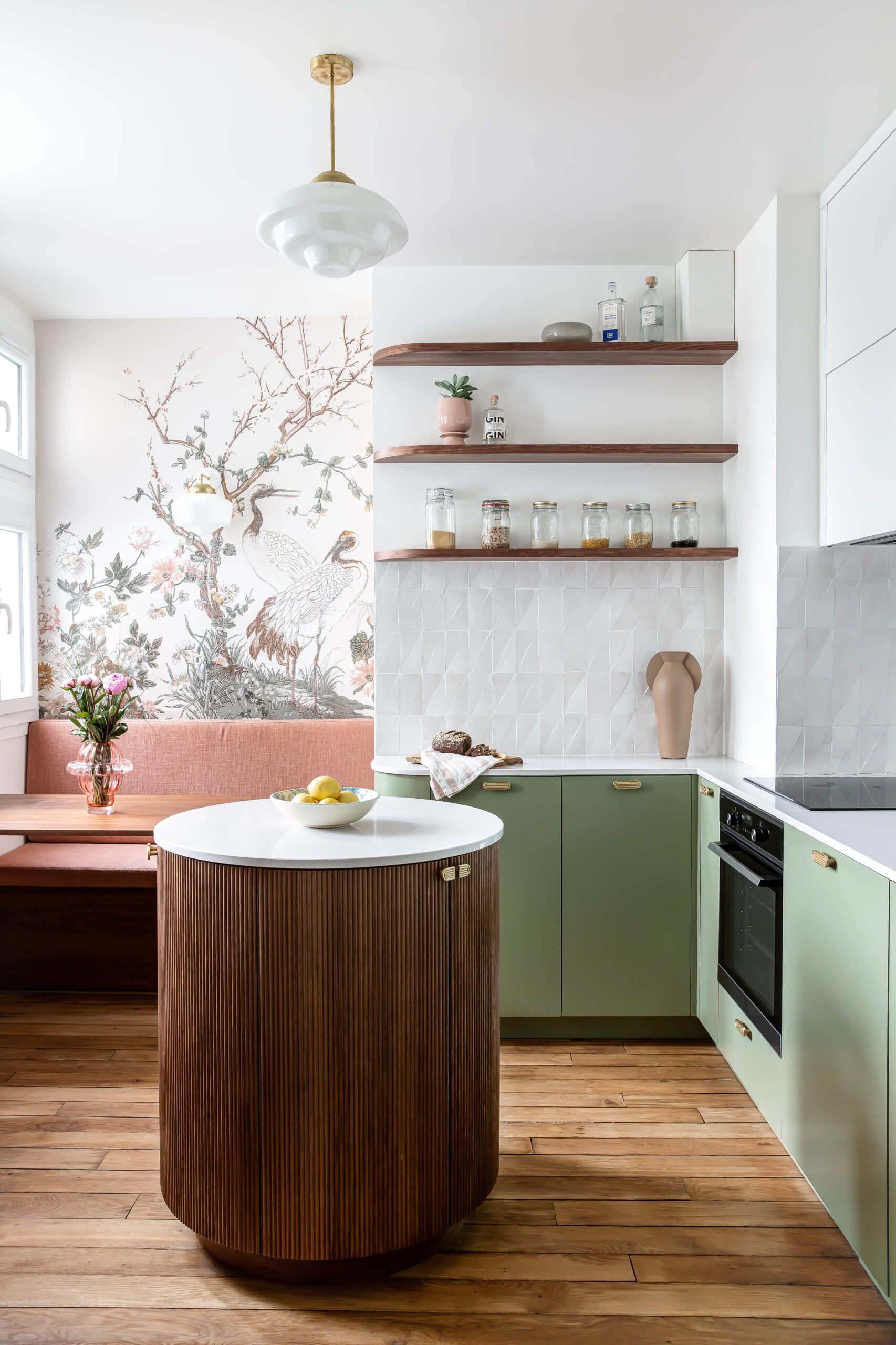 confiez la rénovation de votre appartement à paris 75003 à nos experts. qualité, écoute et accompagnement sur mesure pour sublimer votre espace de vie.