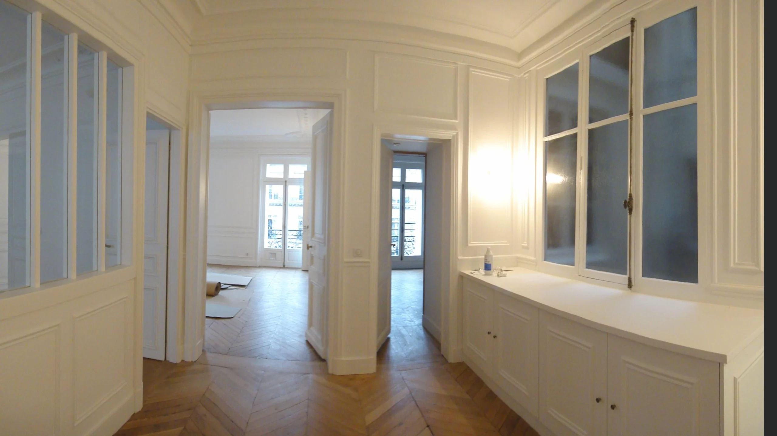 confiez la rénovation de votre appartement à paris 75011 à des experts qualifiés. devis gratuits, travaux sur mesure et accompagnement personnalisé pour transformer votre intérieur selon vos envies.