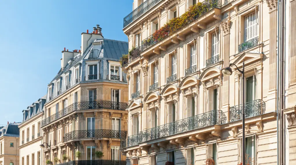 besoin de rénover un bâtiment à paris 75003 ? profitez de services professionnels de rénovation pour tous types de bâtiments : appartements, bureaux, immeubles. qualité, rapidité et devis gratuit.