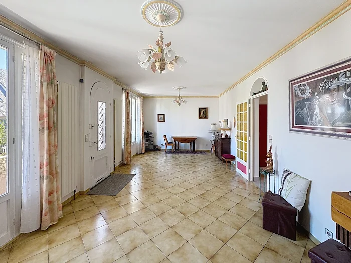 confiez vos travaux de rénovation à bourg-la-reine à des experts qualifiés. maison ou appartement, bénéficiez de conseils sur-mesure et d'une prestation de qualité pour moderniser votre bien en toute sérénité.