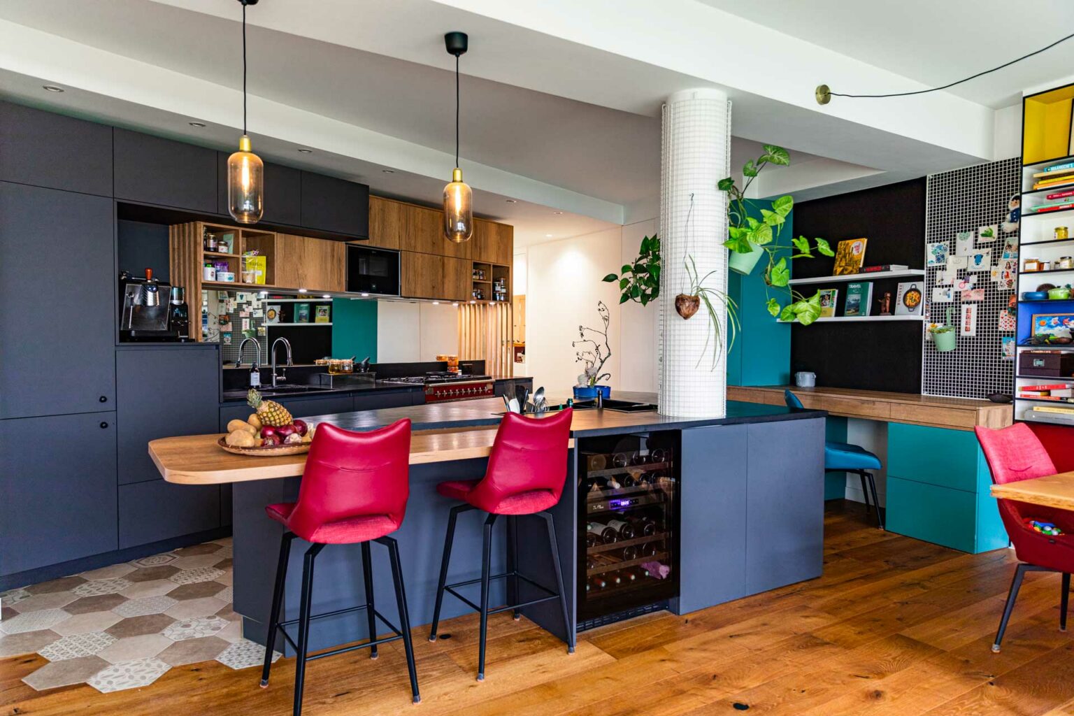 confiez la rénovation de votre cuisine à vanves à des experts ! bénéficiez d’un accompagnement sur-mesure, des matériaux de qualité et d’un nouvel espace fonctionnel et moderne. devis gratuit et personnalisé.