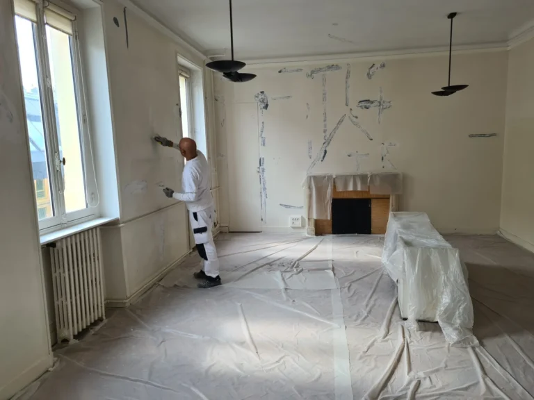 confiez votre rénovation intérieure à paris à des experts qualifiés. améliorez votre espace avec des conseils personnalisés, des matériaux de qualité et un accompagnement sur-mesure pour donner vie à vos projets.