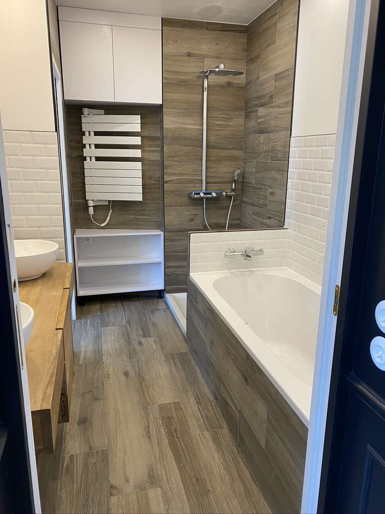 confiez votre rénovation intérieure à paris 75001 à des experts. travaux sur mesure, conseils personnalisés et qualité garantie pour transformer votre appartement ou bureau au cœur de paris.