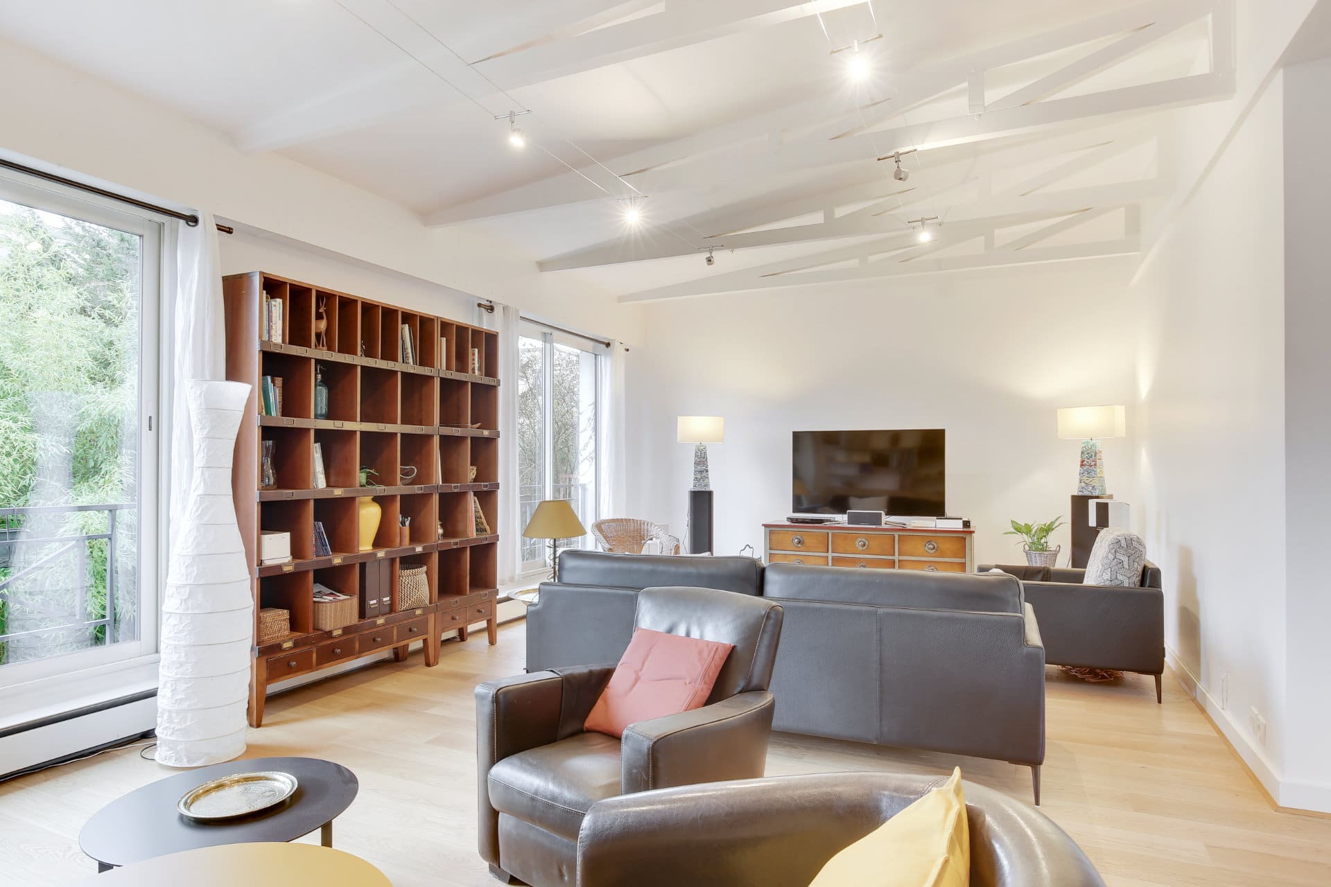confiez la rénovation de votre maison à bourg-la-reine à des experts. améliorez confort, style et valorisez votre bien immobilier avec un accompagnement sur-mesure.