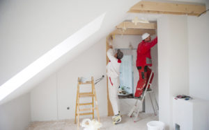 découvrez comment estimer le coût de la rénovation de votre maison. conseils, tarifs moyens, et astuces pour maîtriser votre budget travaux. guide 2024 complet.
