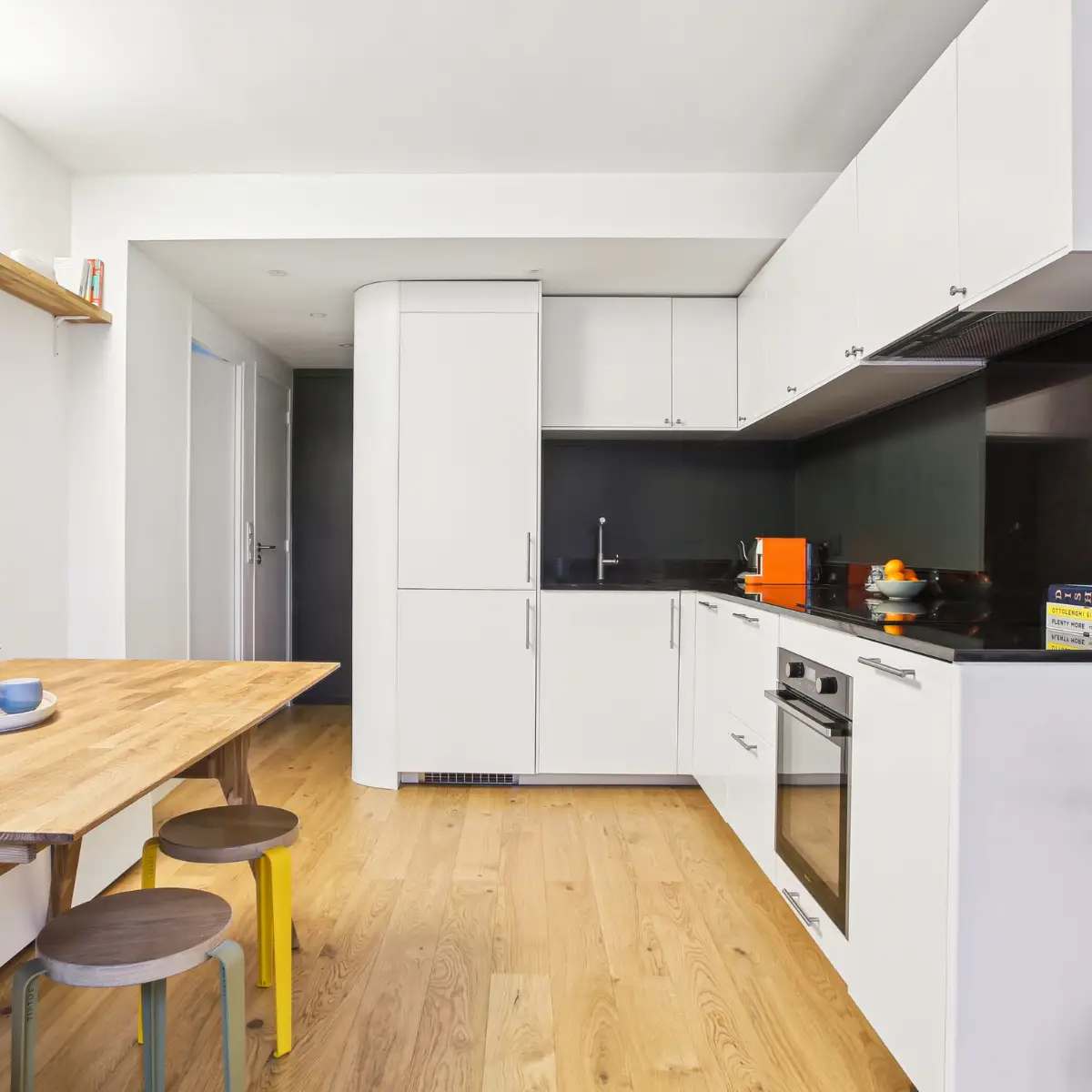 confiez la rénovation de votre maison à paris à des experts. profitez de solutions personnalisées pour moderniser et valoriser votre bien immobilier au cœur de la capitale.