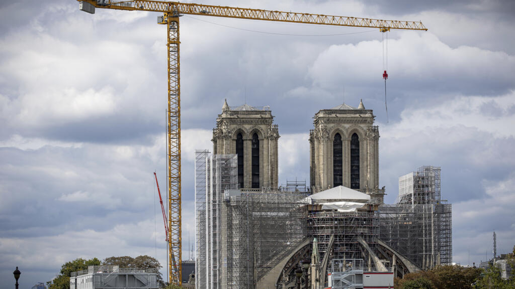 découvrez nos services de rénovation à paris : aménagement intérieur, rénovation d'appartements et de maisons, travaux sur mesure par des professionnels qualifiés. obtenez un devis gratuit !