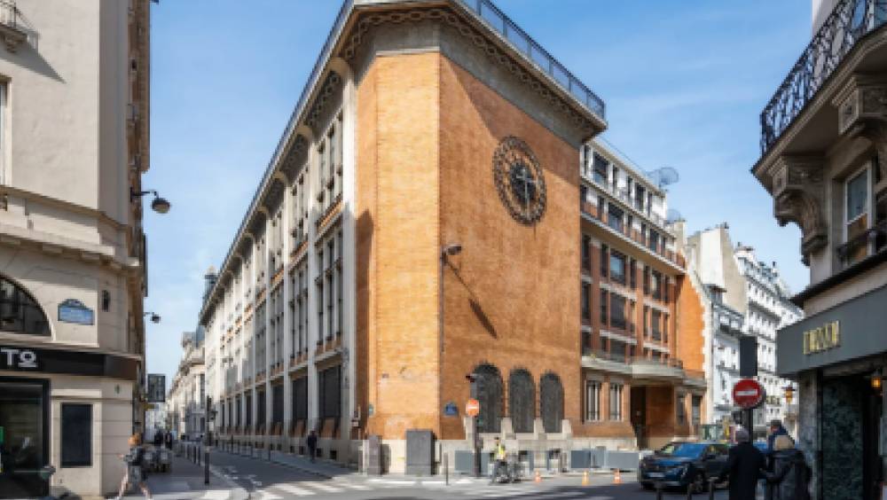 confiez votre projet de rénovation à paris à des experts qualifiés. travaux sur mesure pour appartements et maisons : qualité, efficacité et accompagnement personnalisé.