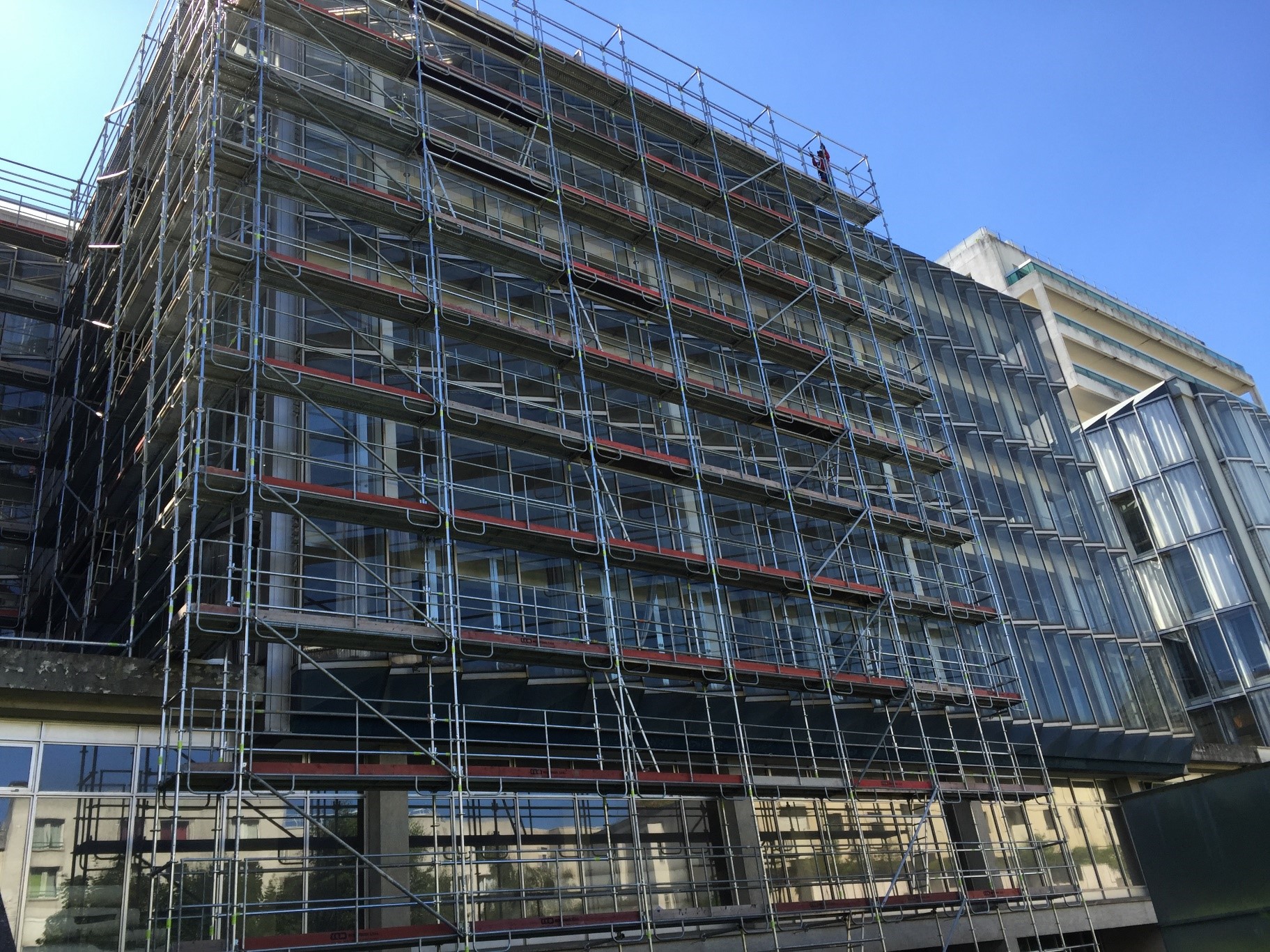 découvrez nos services de rénovation à paris 75013 : travaux de qualité, accompagnement personnalisé et devis gratuit pour rénover votre appartement ou maison dans le 13ème arrondissement.