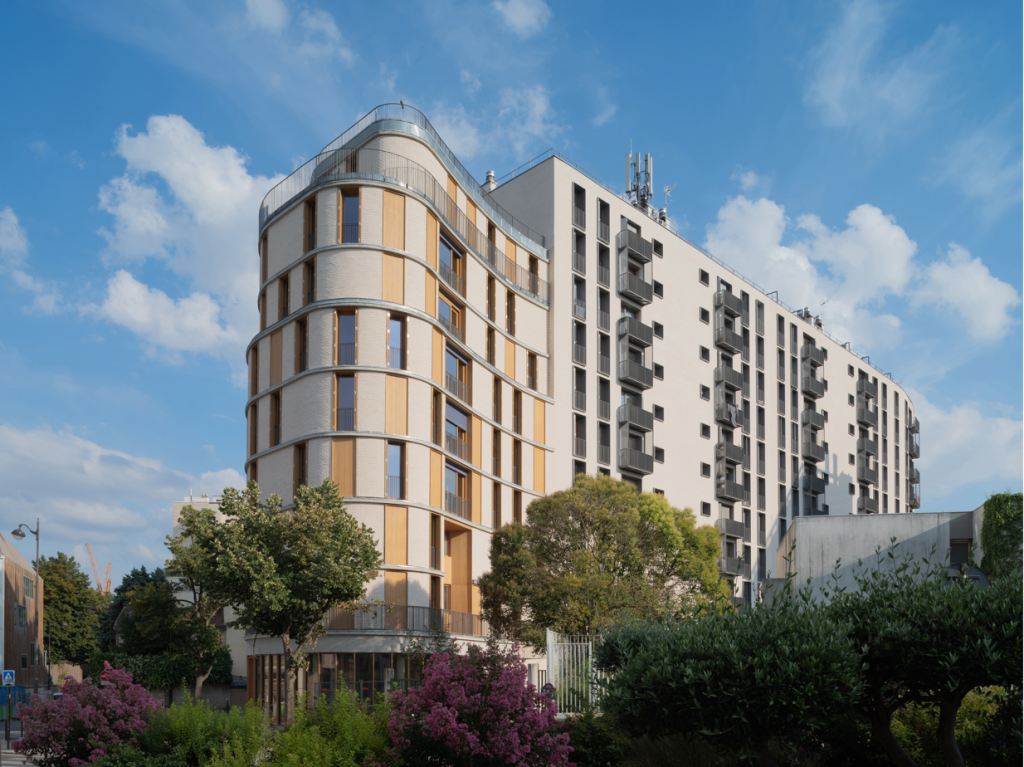 confiez votre rénovation à paris 75013 à des experts ! travaux de qualité pour appartements et maisons : aménagement, décoration, salle de bain, cuisine. devis gratuit et accompagnement personnalisé.