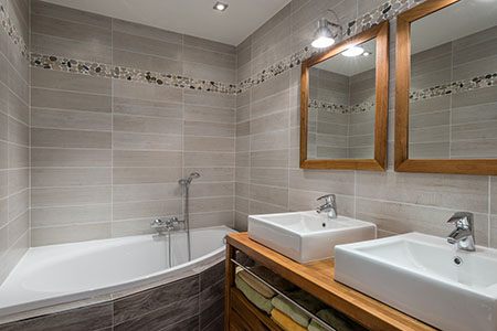 découvrez nos conseils et idées pour réussir la rénovation de votre salle de bain. améliorez confort, design et fonctionnalité grâce à des astuces pratiques et des solutions adaptées à tous les budgets.