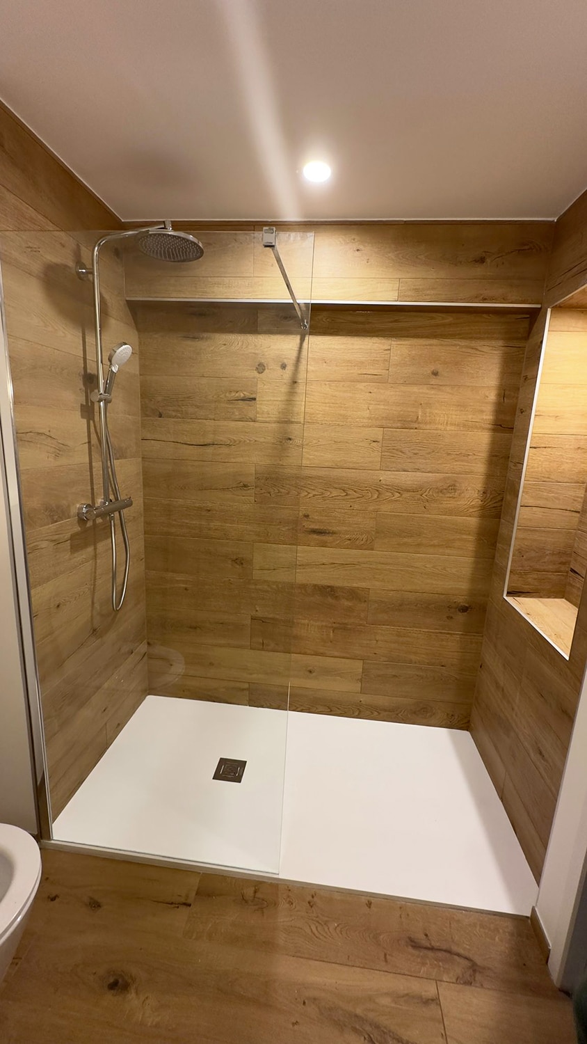 confiez la rénovation de votre salle de bain à des experts pour créer un espace moderne, fonctionnel et esthétique. devis gratuit et conseils personnalisés pour tous vos projets de rénovation.