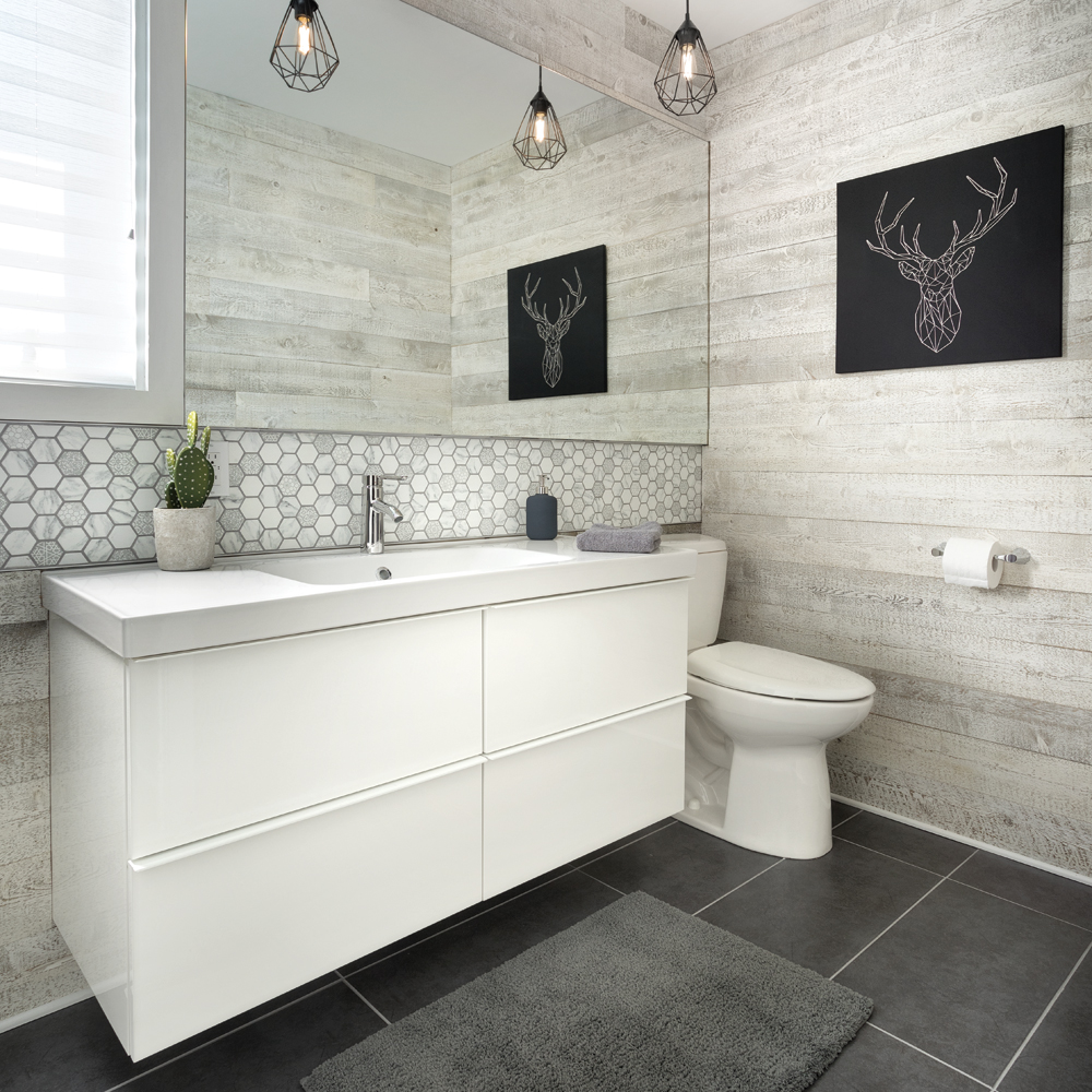 découvrez nos conseils et idées pour réussir la rénovation d'une salle de bain chic : aménagement élégant, choix des matériaux tendance et astuces déco pour un espace moderne et raffiné.