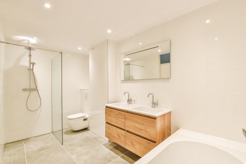découvrez notre guide essentiel pour la rénovation de salle de bain : conseils pratiques, étapes clés et astuces pour transformer votre espace avec succès.