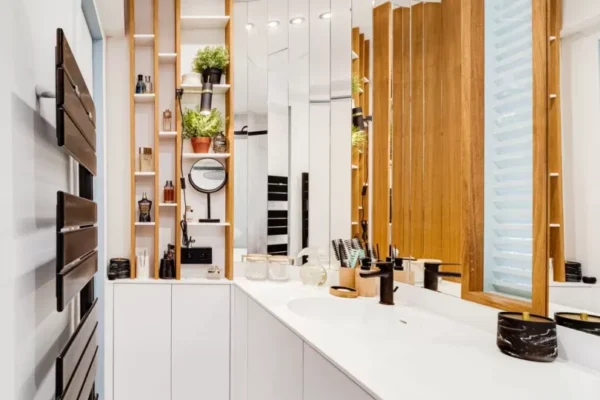 confiez la rénovation de votre salle de bain à paris à des experts qualifiés. profitez d’un accompagnement personnalisé et de solutions sur-mesure pour moderniser et optimiser votre espace, quels que soient vos besoins et votre budget.