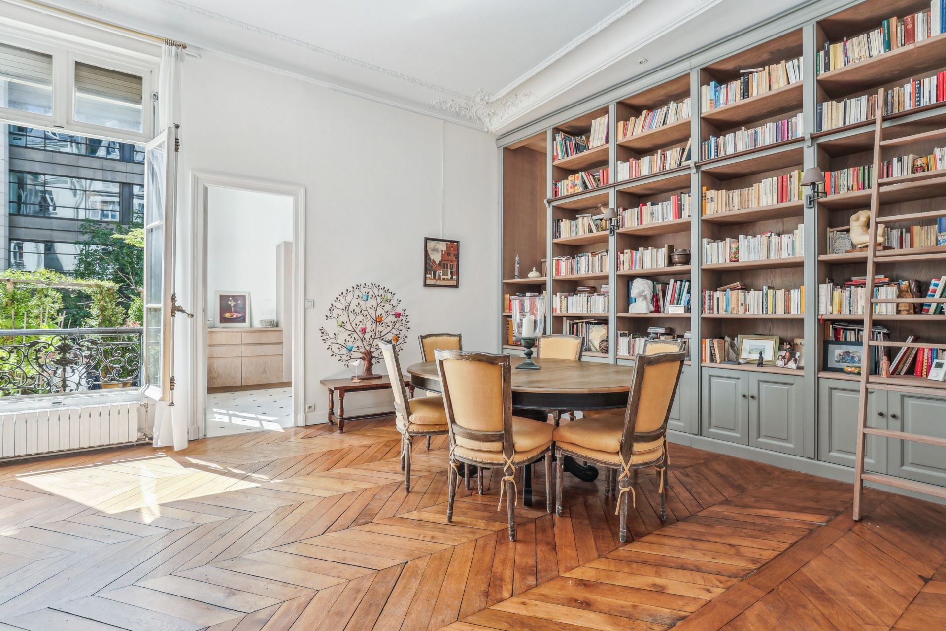 découvrez les meilleures solutions de rénovations à paris 75008 en 2025 : travaux de qualité, conseils d'experts et accompagnement personnalisé pour transformer votre intérieur au cœur de la capitale.