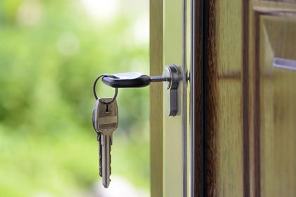 besoin d'un serrurier en urgence à gennevilliers ? intervention rapide 24h/24 et 7j/7 pour toute ouverture de porte, dépannage et installation de serrure. service fiable et professionnel.