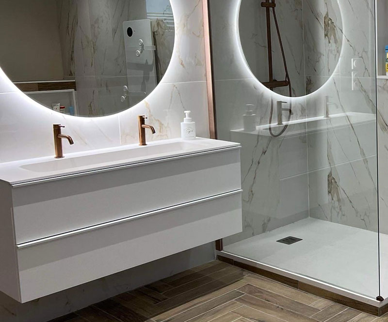 besoin de rénover votre salle de bain à levallois-perret ? découvrez notre service de transformations sur-mesure pour moderniser et optimiser votre espace selon vos envies et votre budget.
