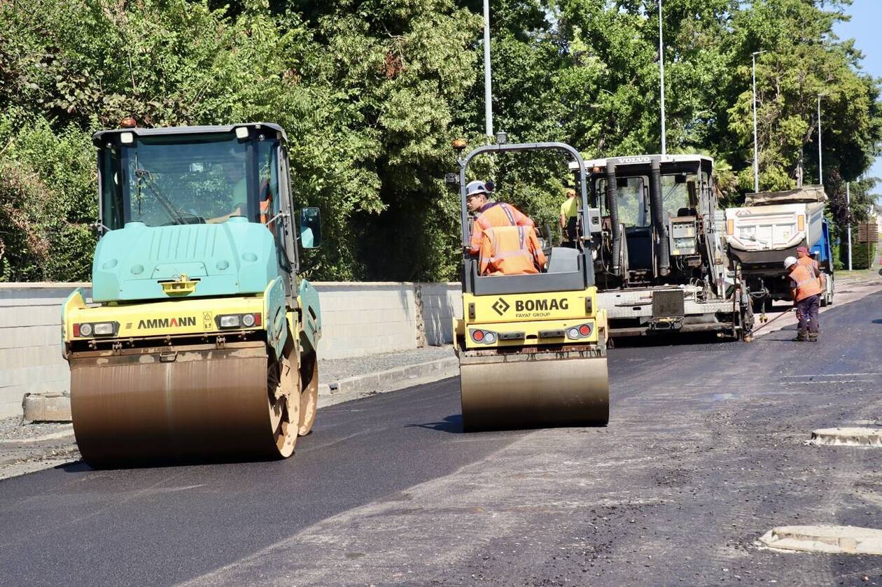 découvrez tous les conseils et informations utiles pour réaliser vos travaux à paris : rénovation, construction, dépannage, entreprises qualifiées et démarches administratives.