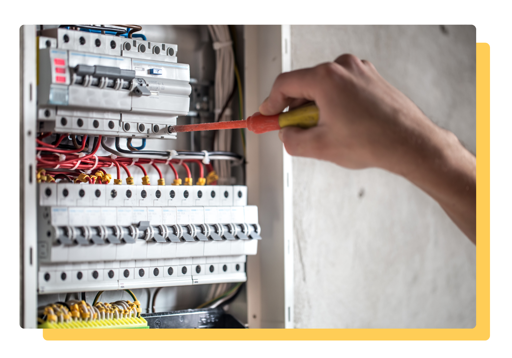 besoin d'une intervention rapide pour une urgence électrique à paris 75009 ? électriciens qualifiés disponibles 24h/24 et 7j/7 pour tous dépannages électriques. devis gratuit et intervention immédiate.