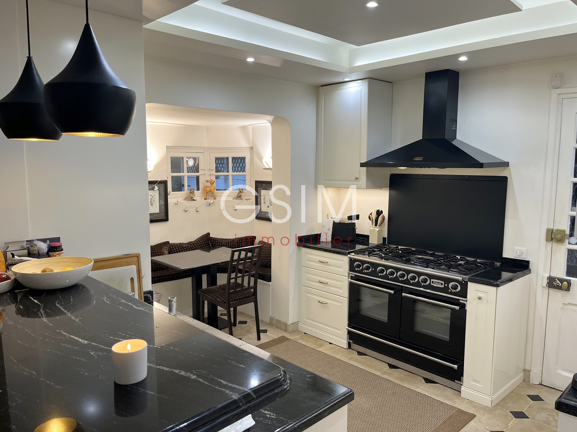 découvrez comment valoriser votre propriété à garches grâce à une cuisine moderne et fonctionnelle. conseils, astuces et idées pour augmenter la valeur de votre bien immobilier.