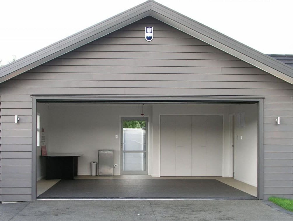 découvrez tout ce qu'il faut savoir sur le coût d'un garage : prix de construction, frais d'entretien, et astuces pour optimiser votre budget selon vos besoins et votre région.