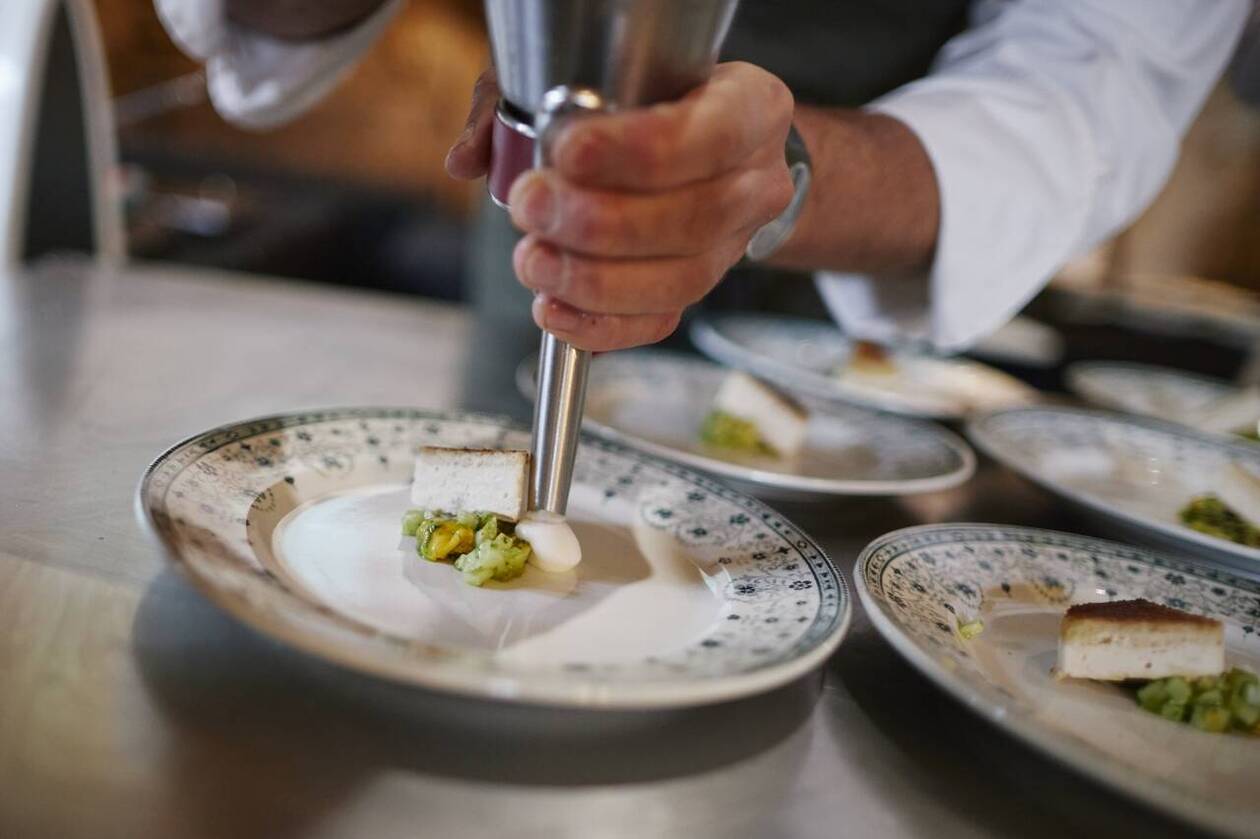 découvrez des espaces culinaires accessibles à fontenay : locations de cuisines équipées, ateliers conviviaux et solutions pour tous vos besoins gastronomiques, que vous soyez amateur ou professionnel.