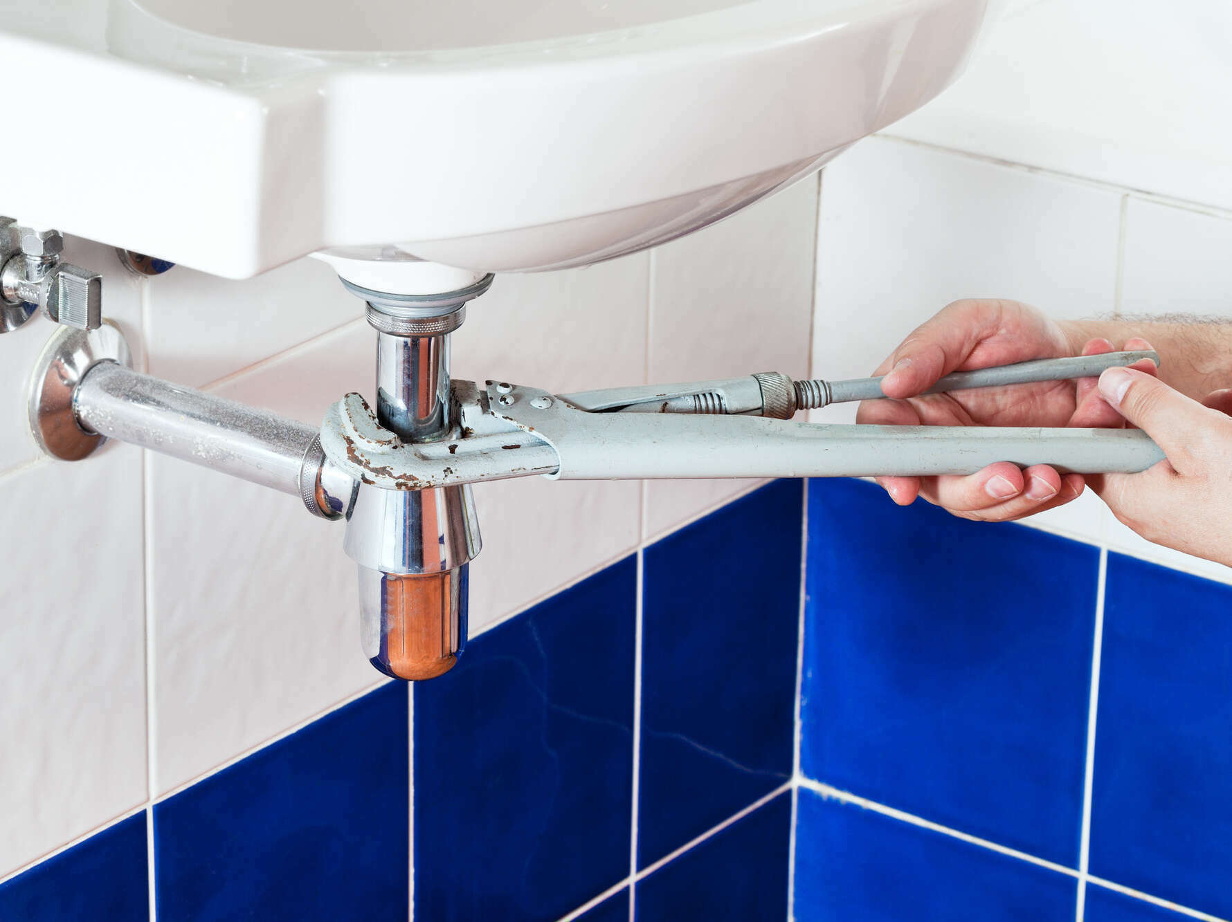 trouvez un plombier qualifié à clamart pour tous vos besoins en dépannage, installation ou entretien de plomberie. intervention rapide, travaux de qualité et devis gratuit disponibles.